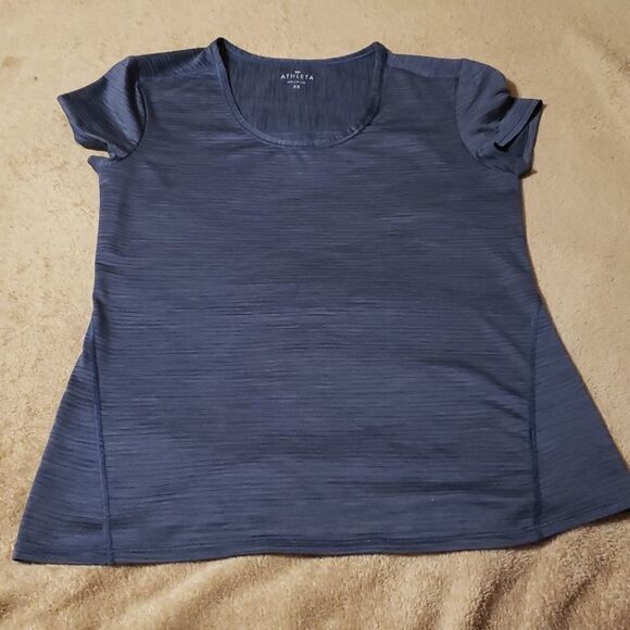 ATHLETA Extra Small workout shirt - Picture 5 of 8